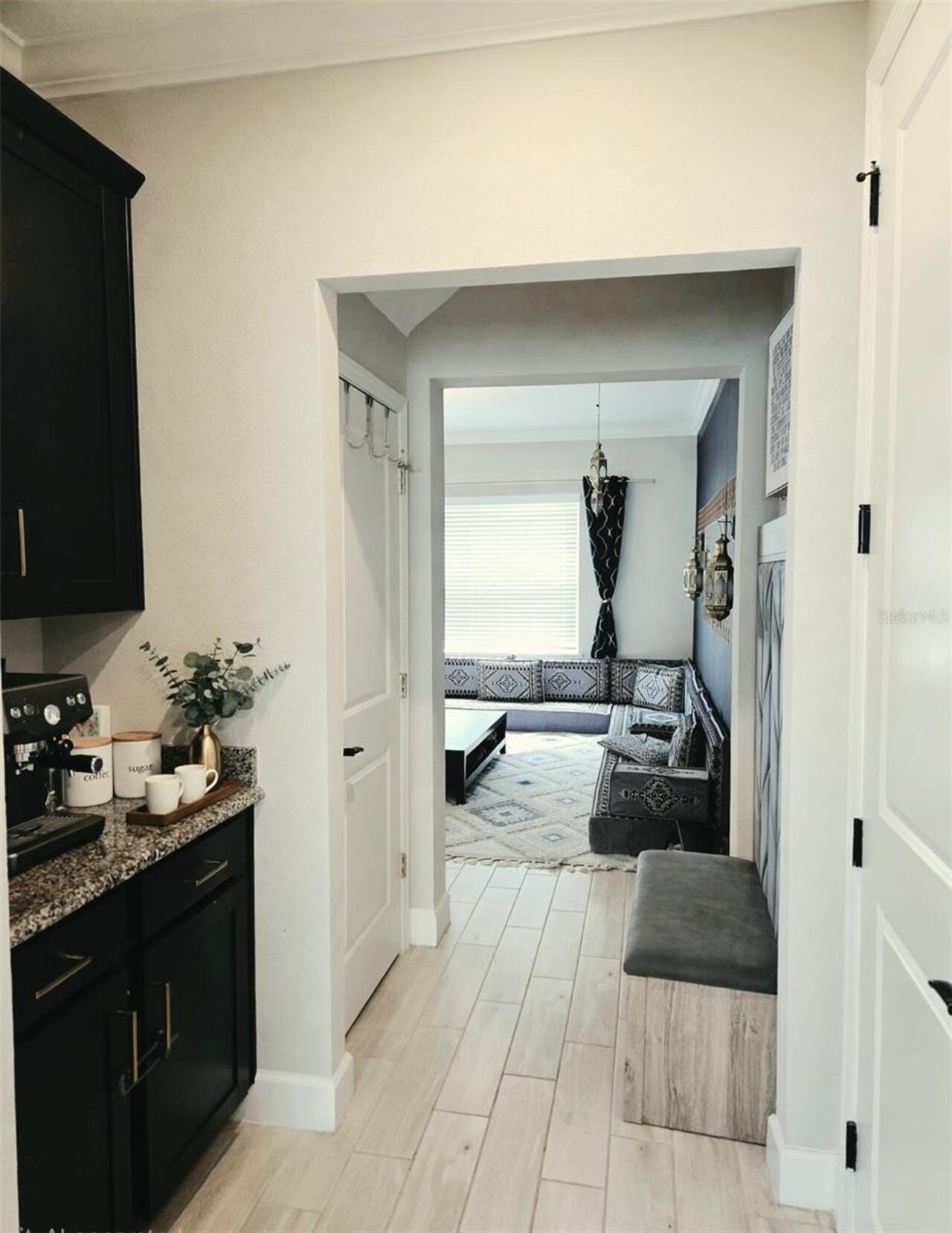 Listing Photo 10