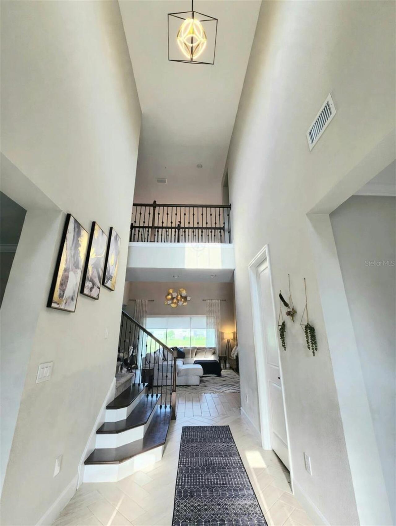 Listing Photo 11