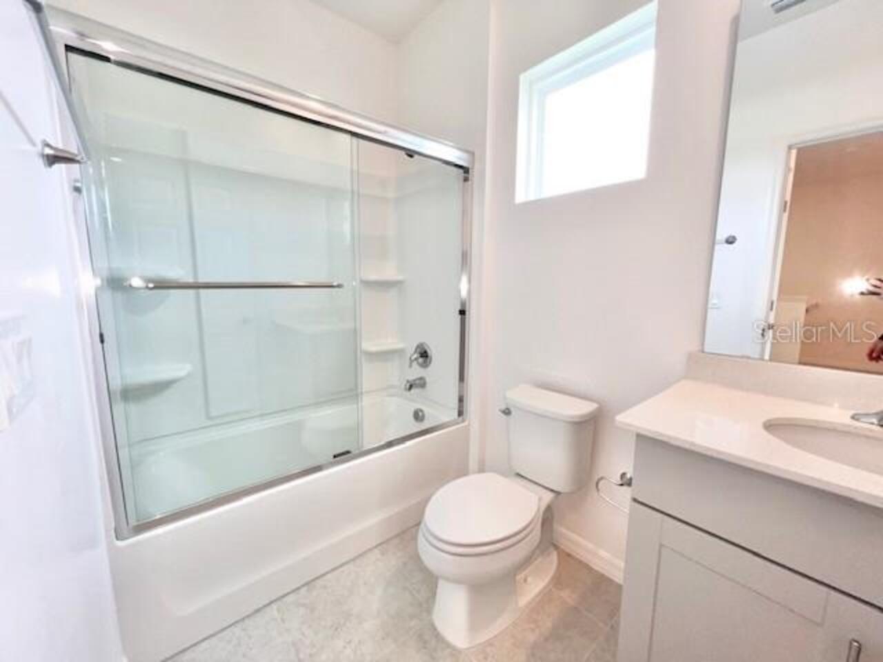 Listing Photo 11