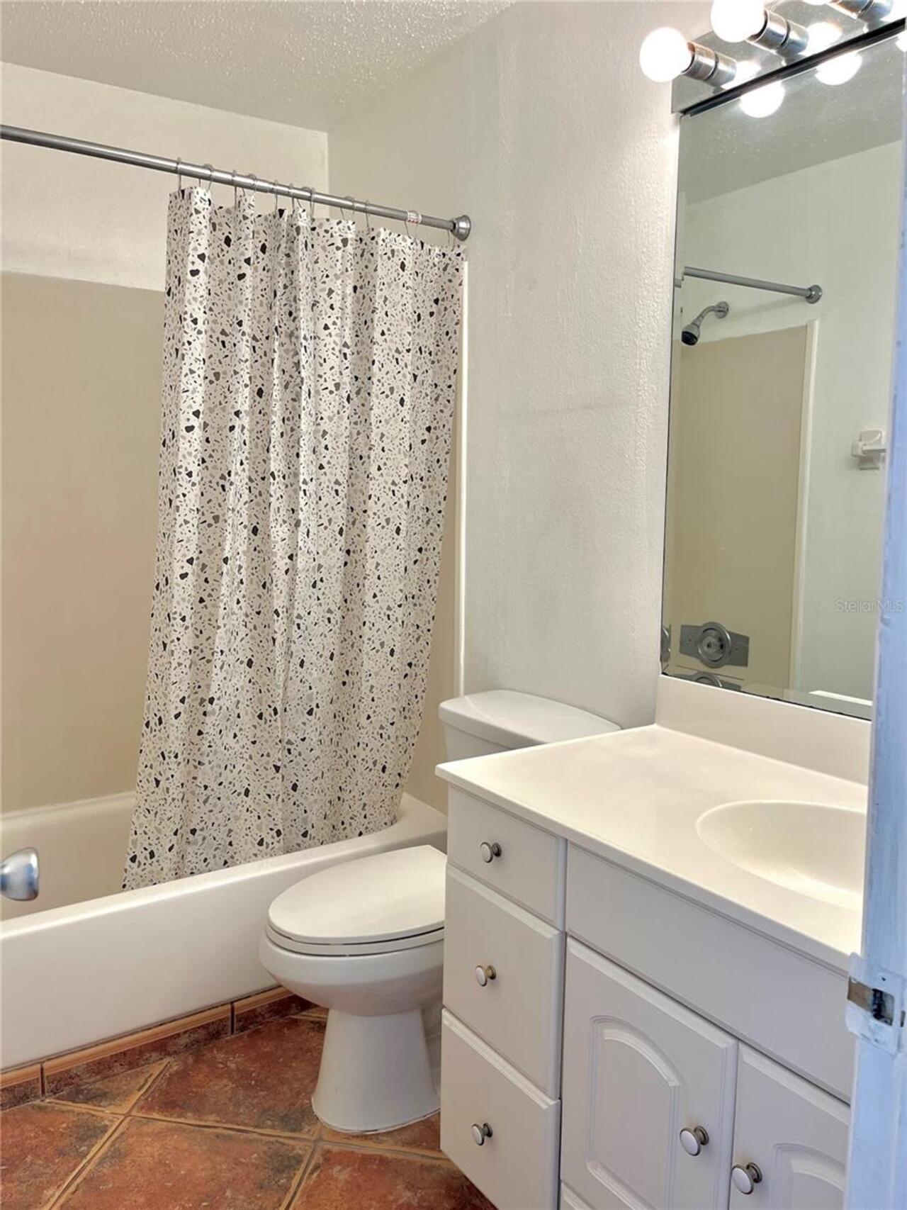 Listing Photo 20