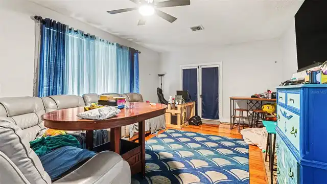 Listing Photo 7