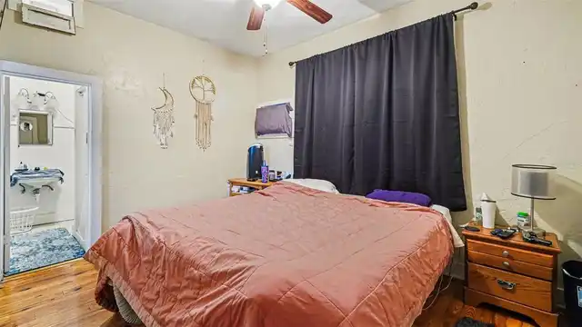 Listing Photo 16