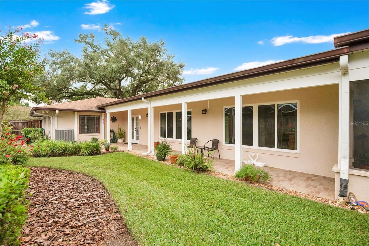 Listing Photo 8