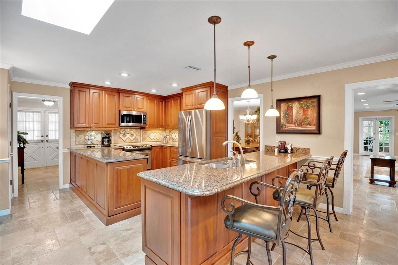 Listing Photo 15