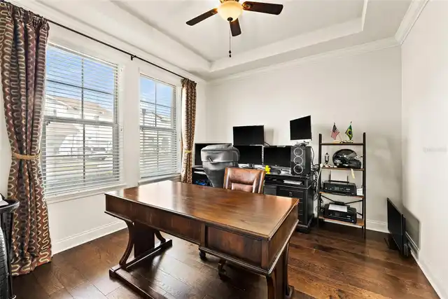 Listing Photo 12