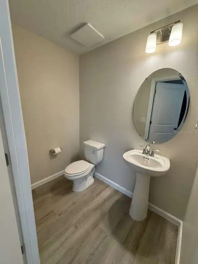 Listing Photo 8