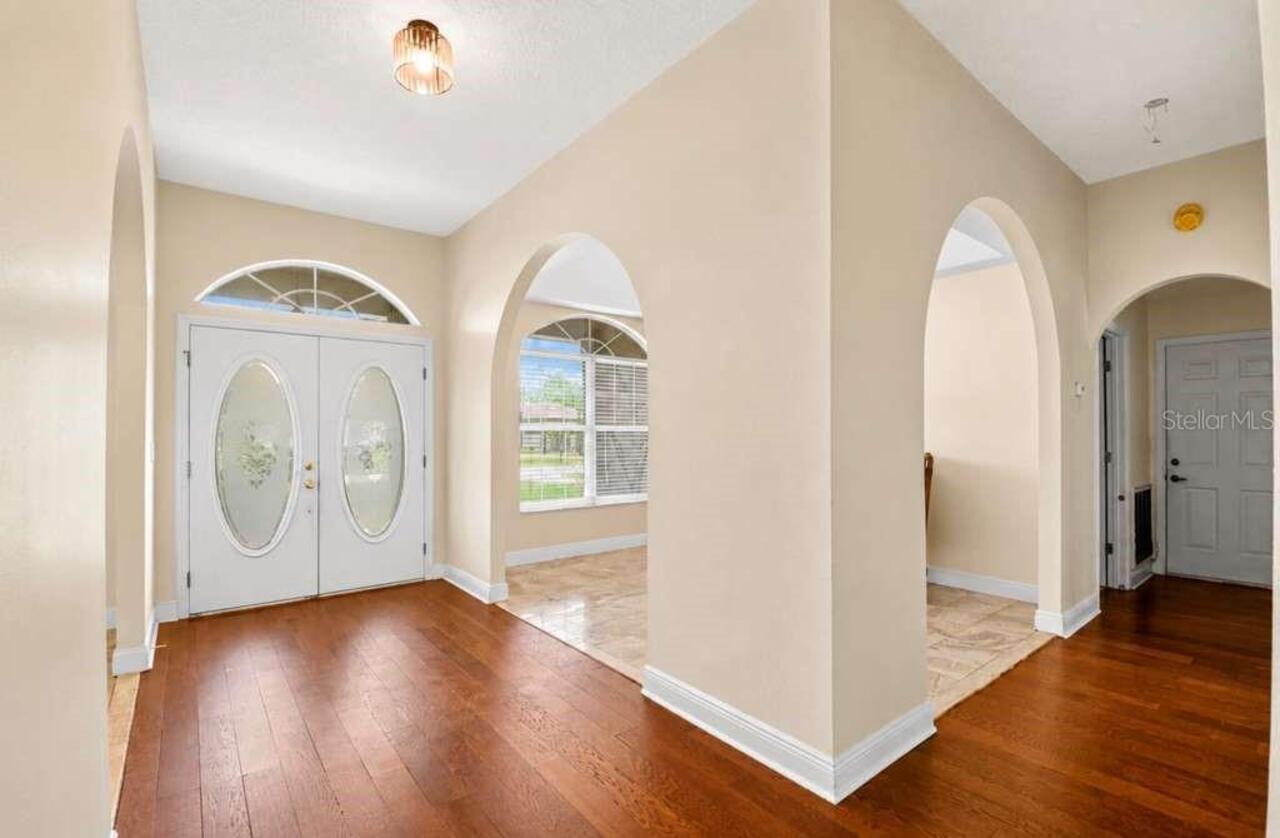 Listing Photo 10