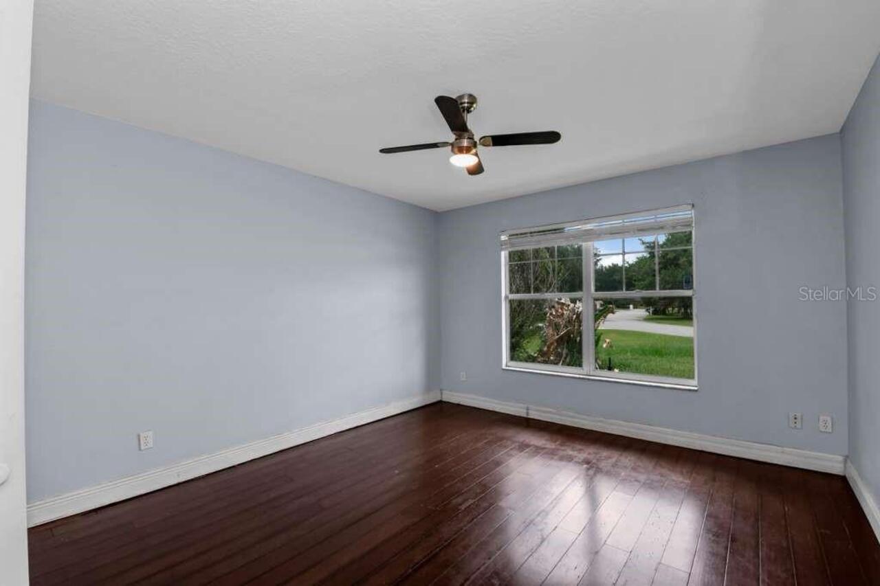 Listing Photo 19