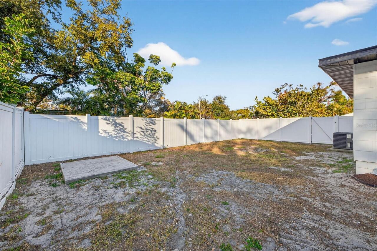 Listing Photo 38