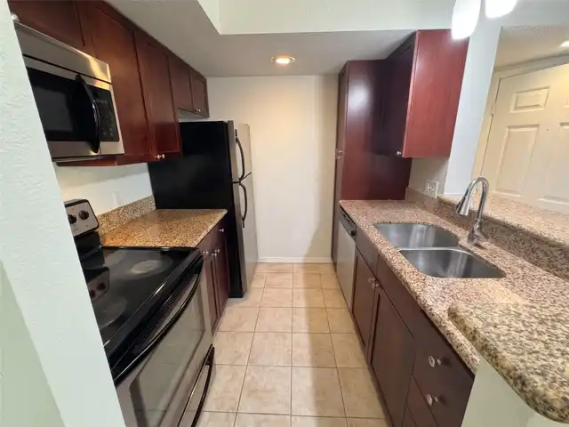 Listing Photo 16