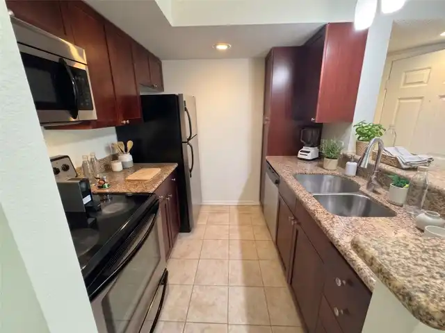 Listing Photo 21