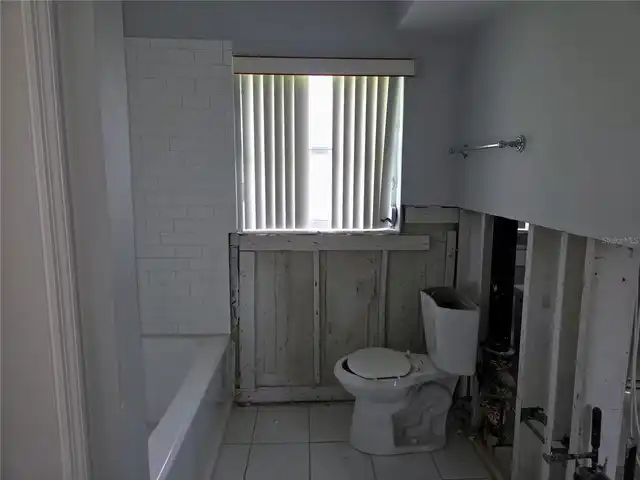Listing Photo 17