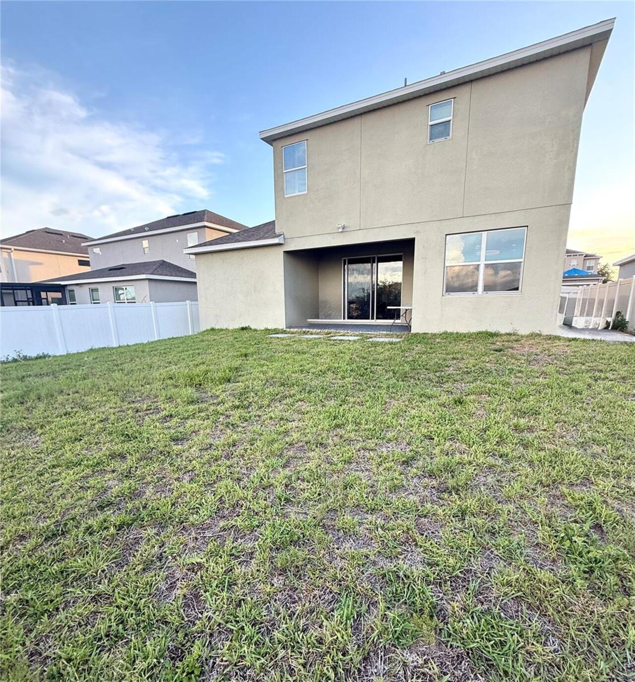 Listing Photo 18