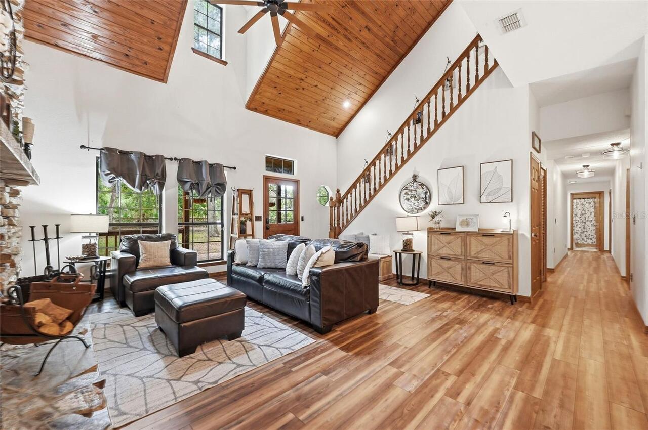 Listing Photo 8
