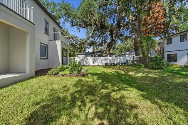 Listing Photo 28