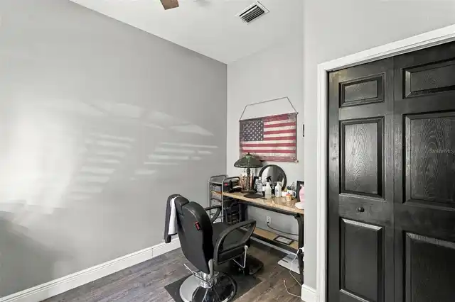 Listing Photo 9