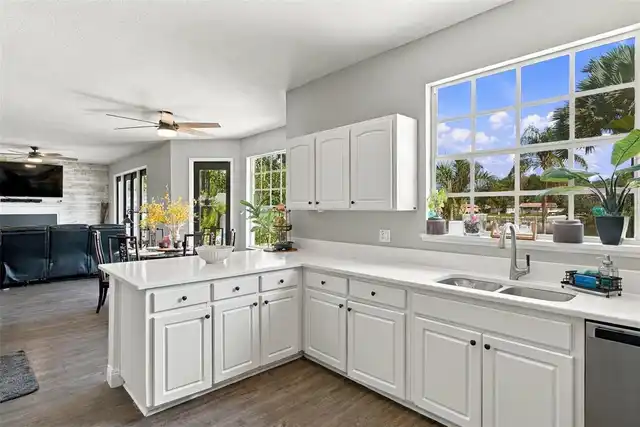 Listing Photo 18