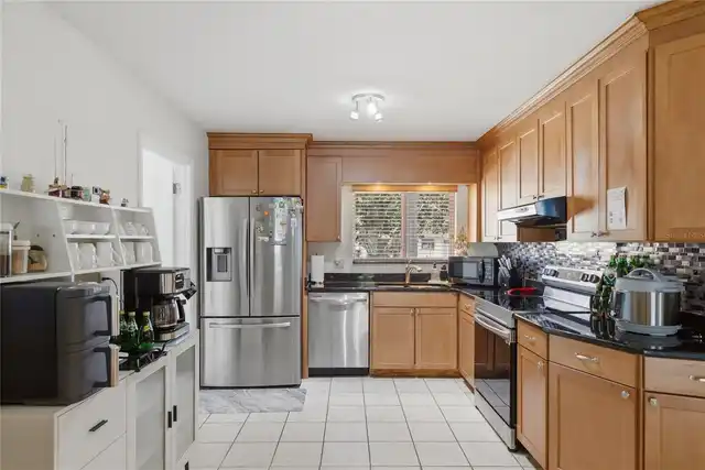 Listing Photo 15
