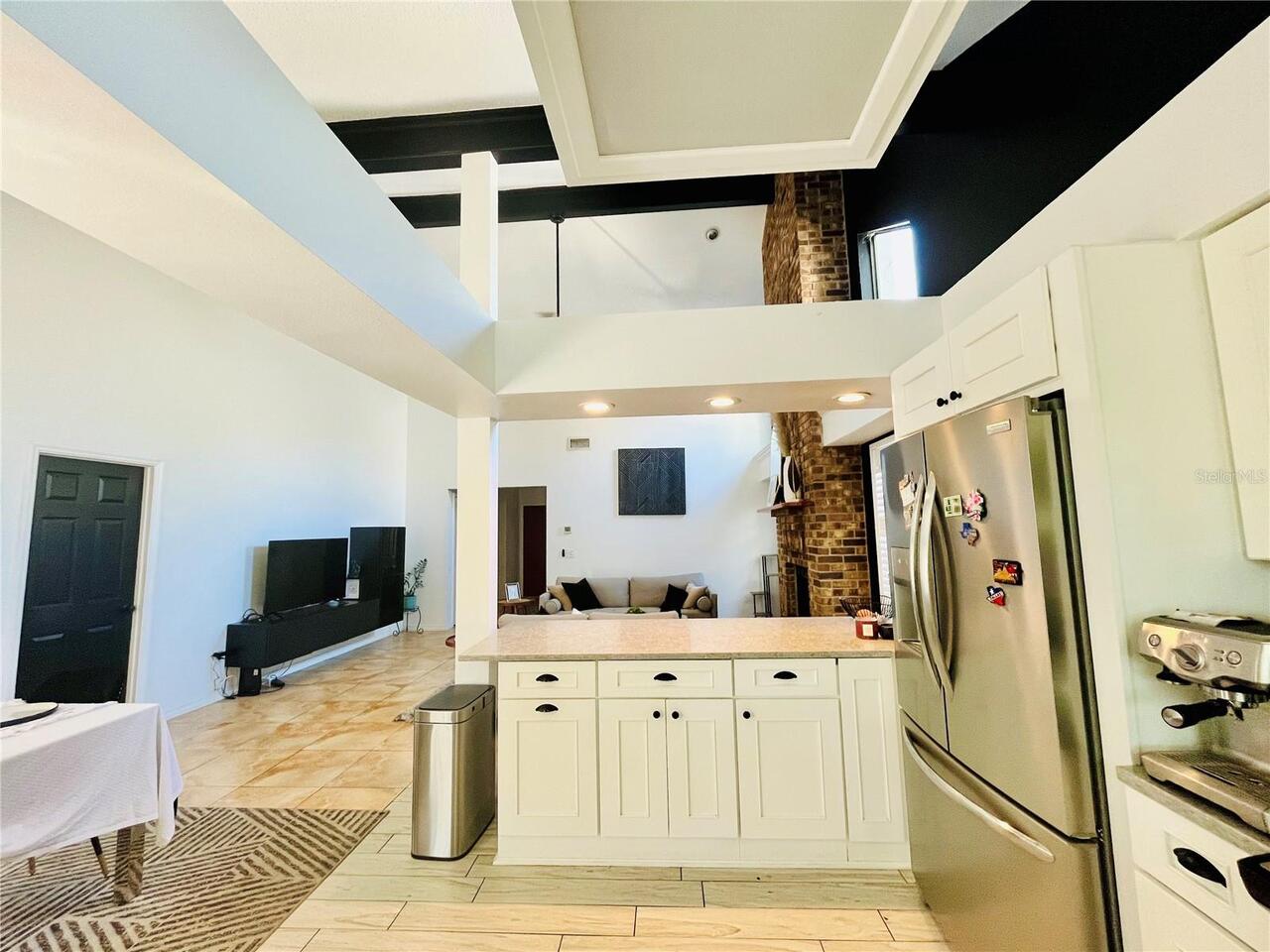 Listing Photo 9