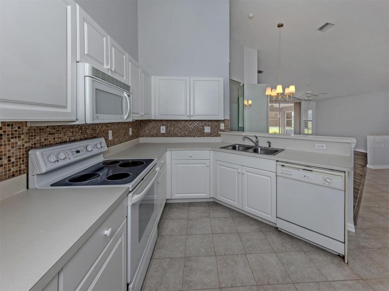 Listing Photo 16
