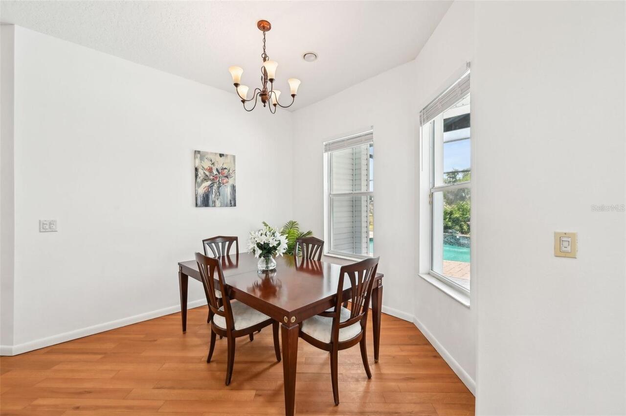 Listing Photo 14