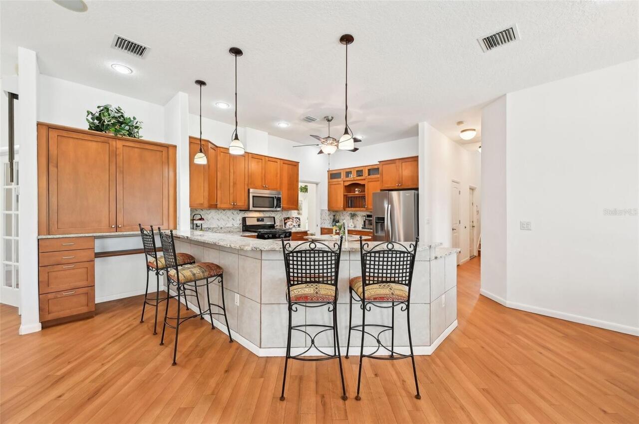Listing Photo 16