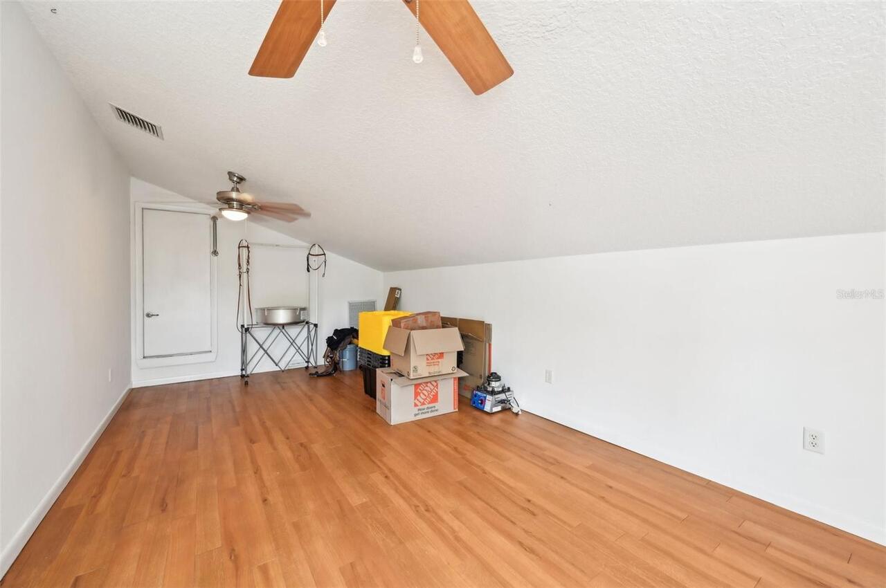 Listing Photo 33