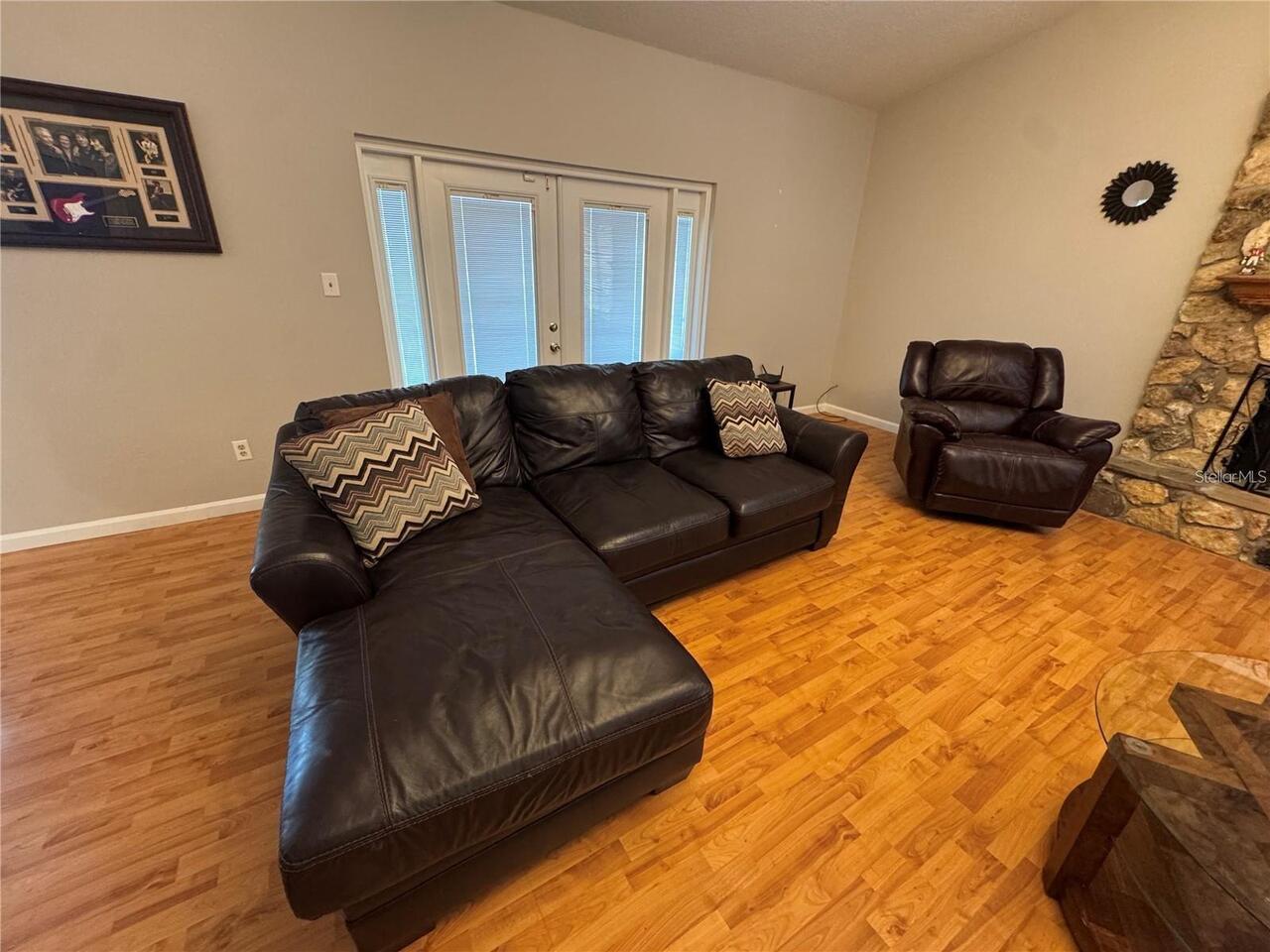 Listing Photo 15