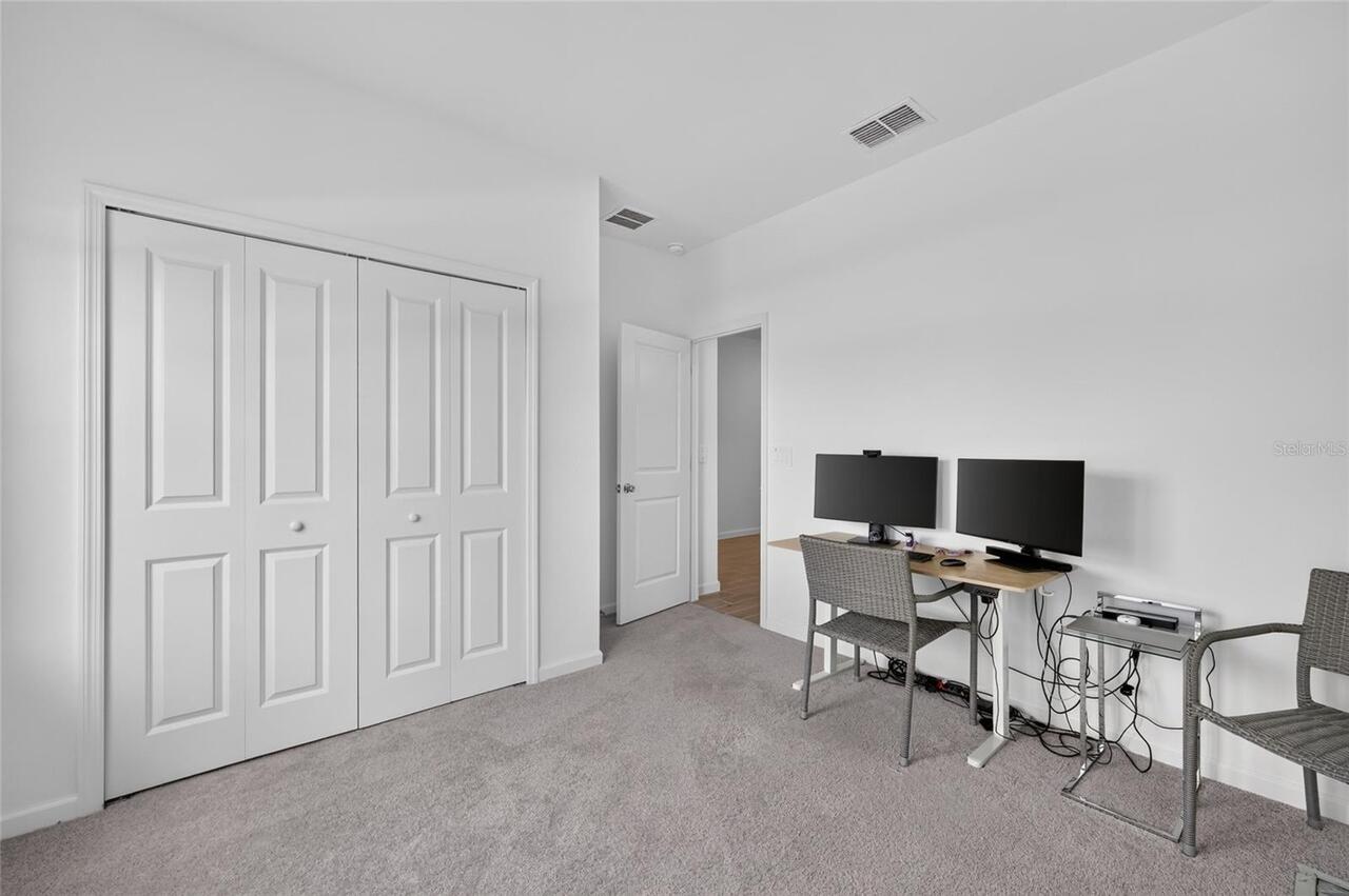 Listing Photo 14