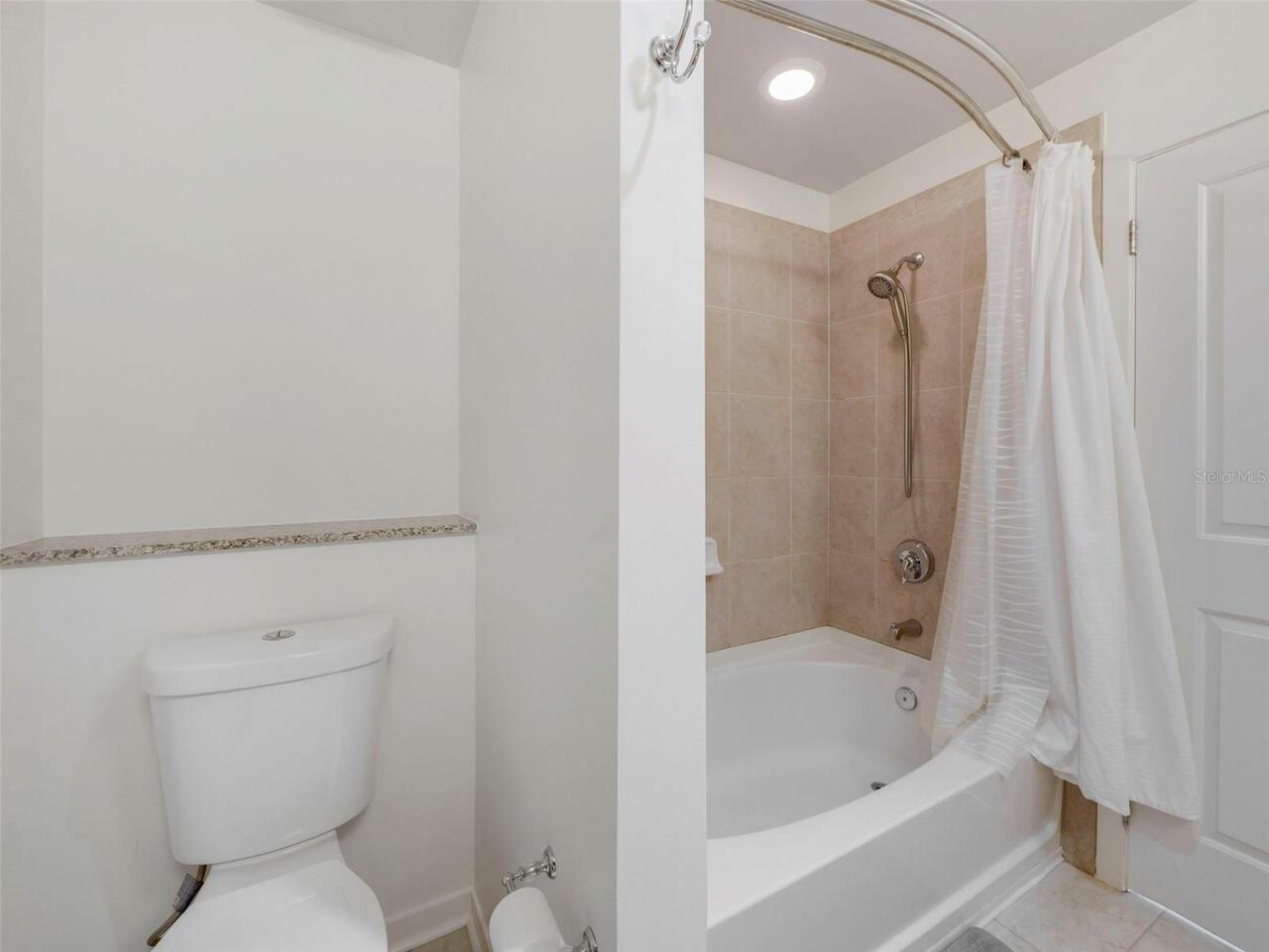 Listing Photo 13