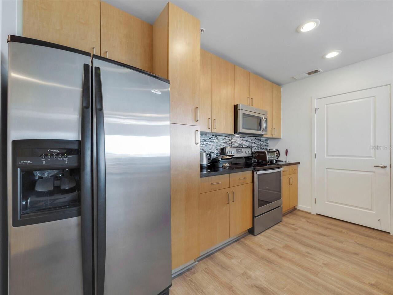 Listing Photo 16