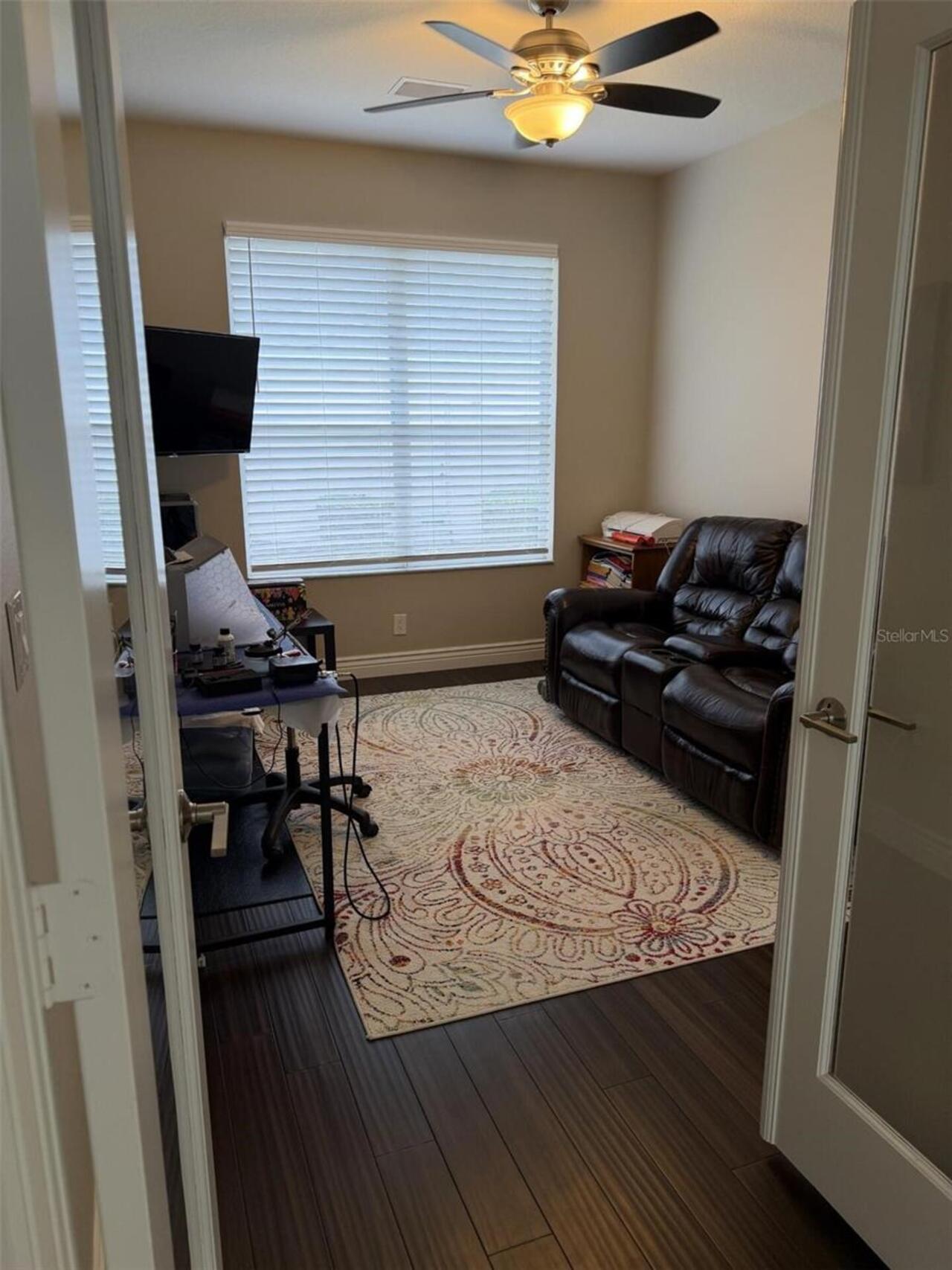Listing Photo 10