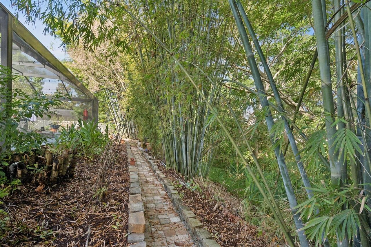 Listing Photo 18