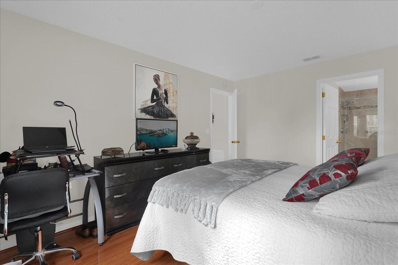 Listing Photo 23