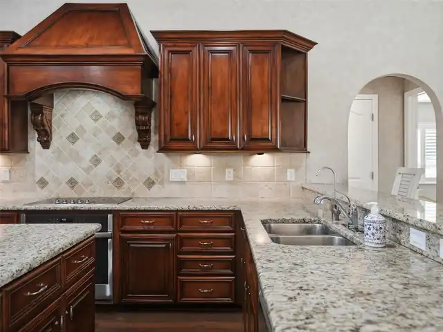 Listing Photo 18