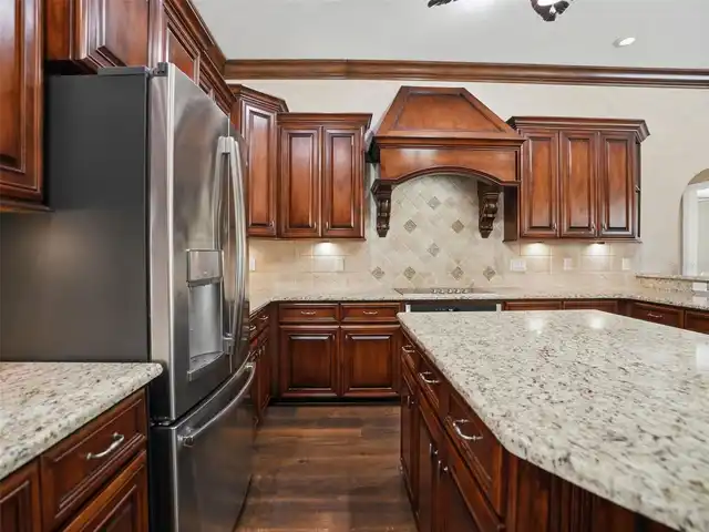 Listing Photo 19