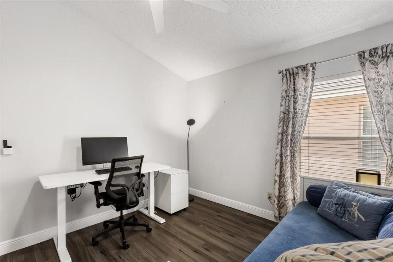 Listing Photo 25