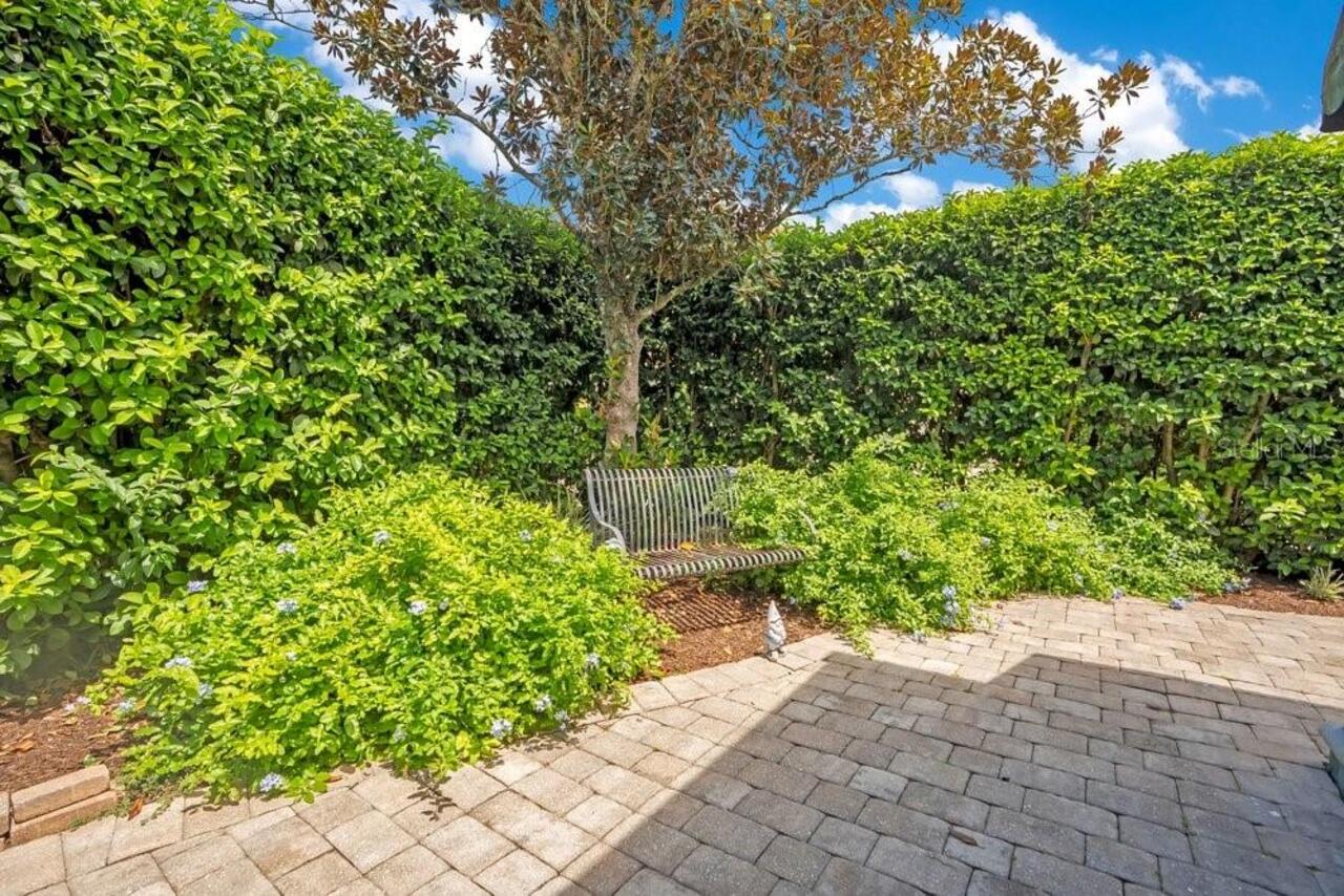 Listing Photo 28