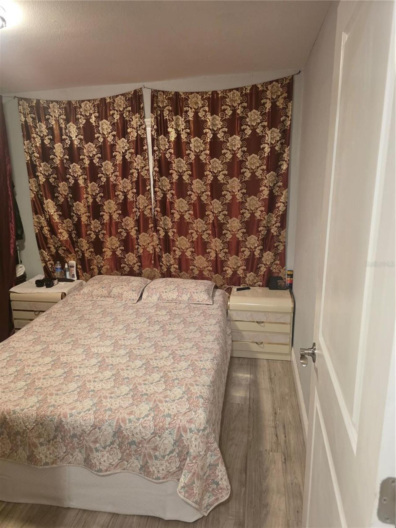 Listing Photo 10