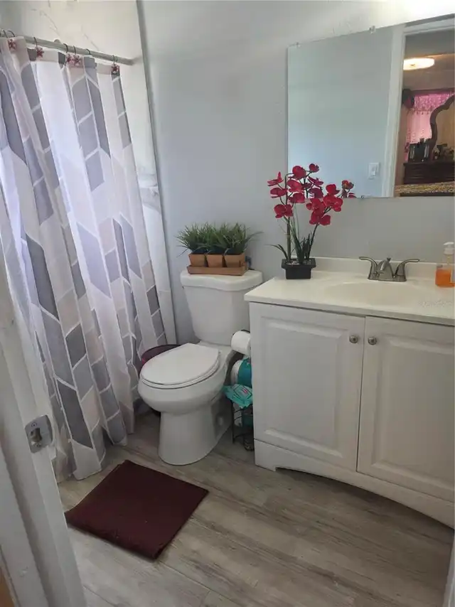 Listing Photo 15