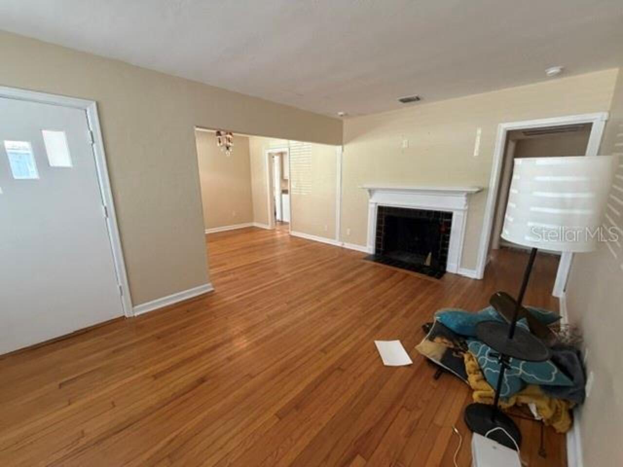 Listing Photo 12