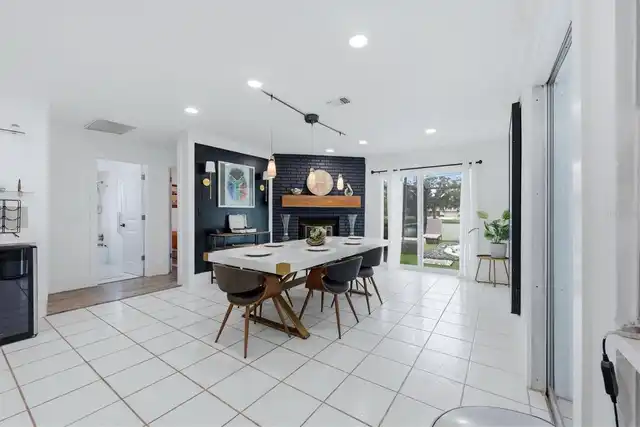 Listing Photo 12