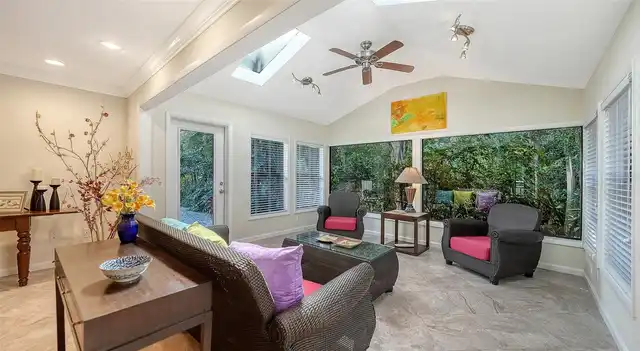 Listing Photo 13