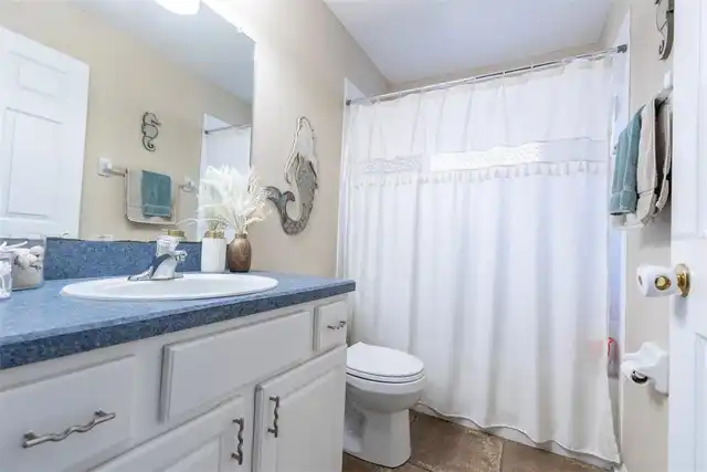 Listing Photo 41