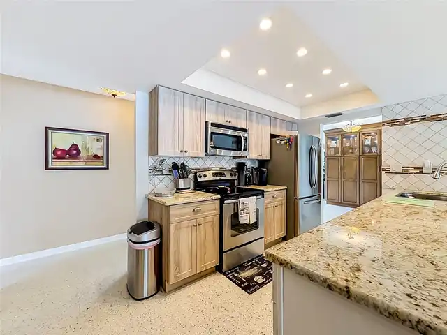 Listing Photo 15