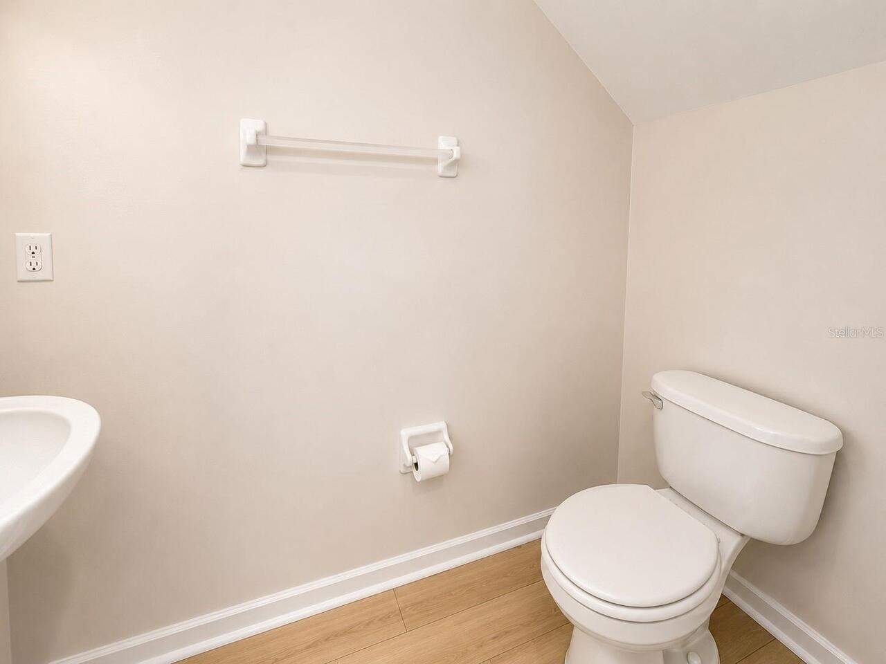Listing Photo 14