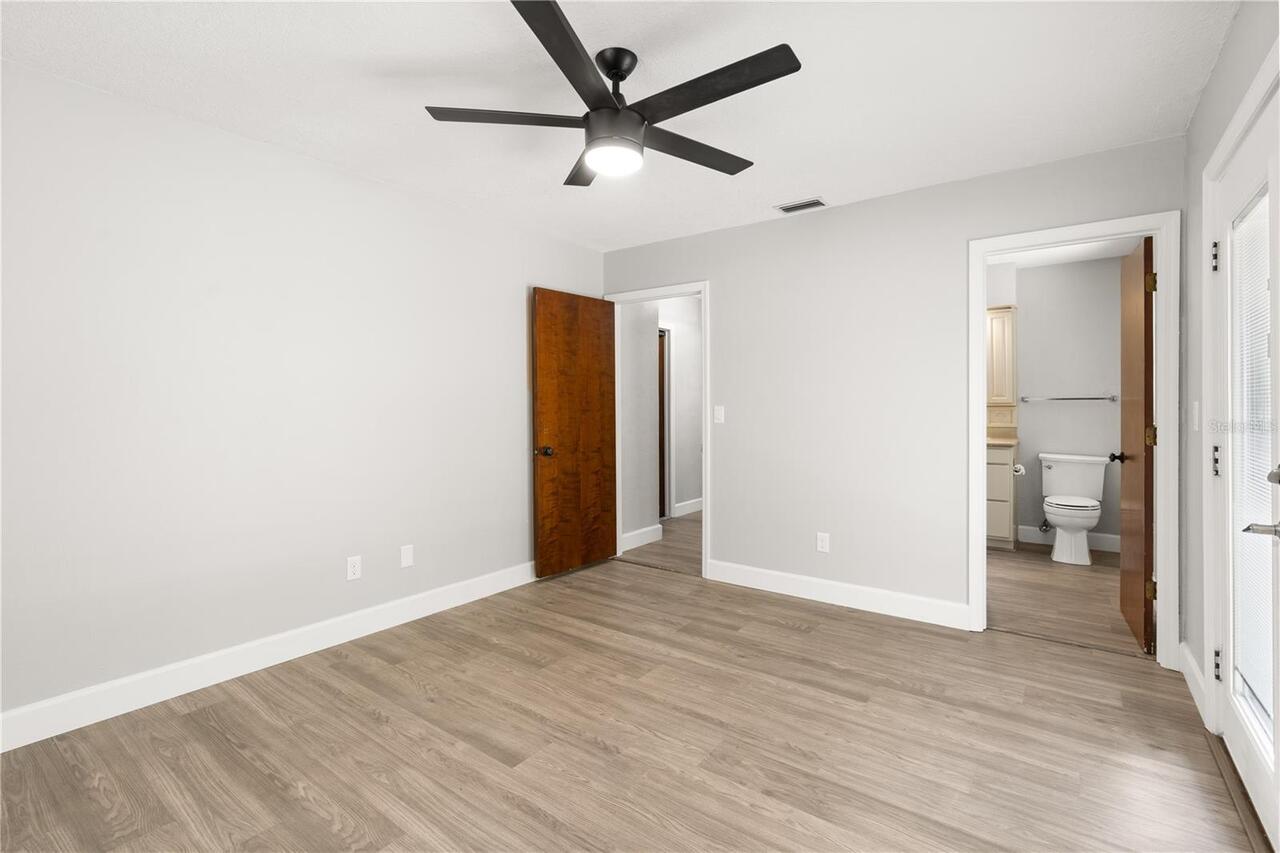 Listing Photo 38