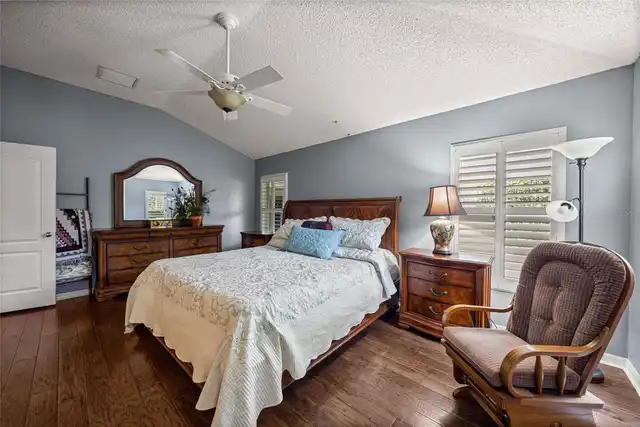 Listing Photo 25