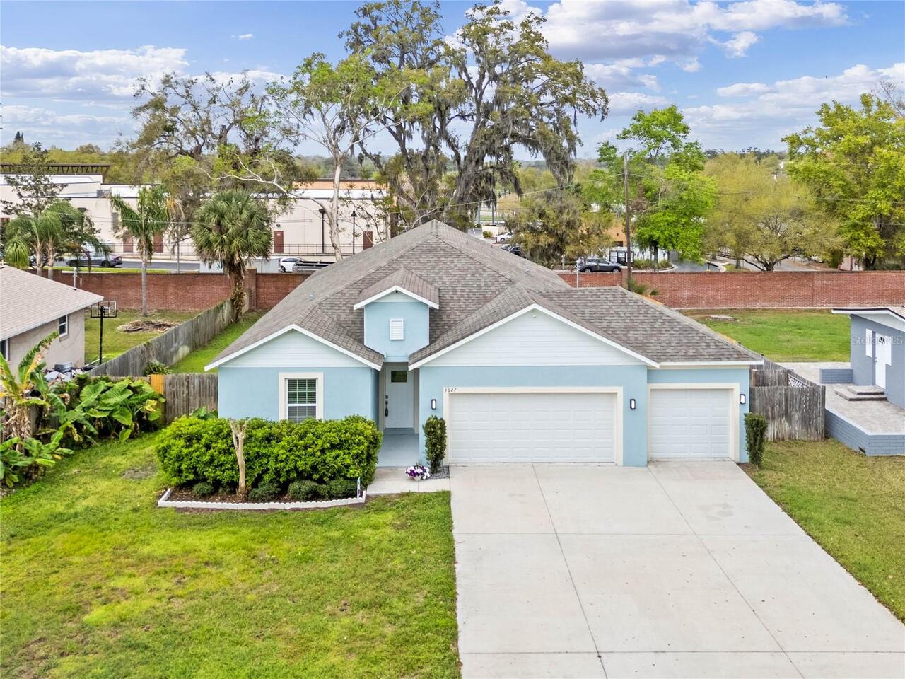 Listing Photo 9