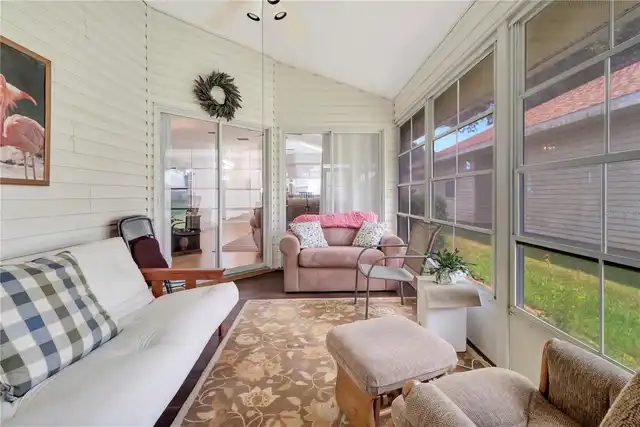 Listing Photo 22